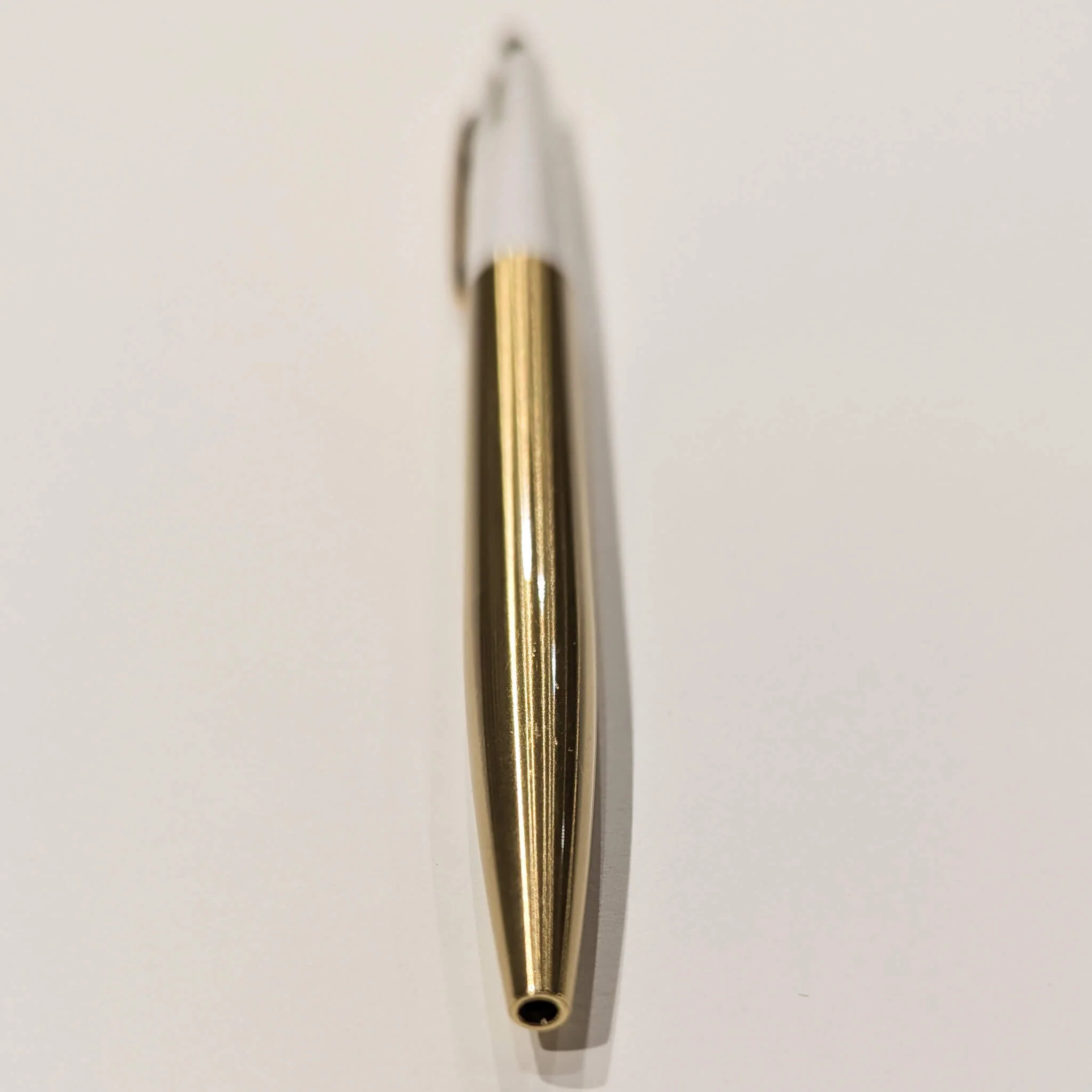 Anterique BP2 Brass 0.5mm Ballpoint Pen White - Image 3