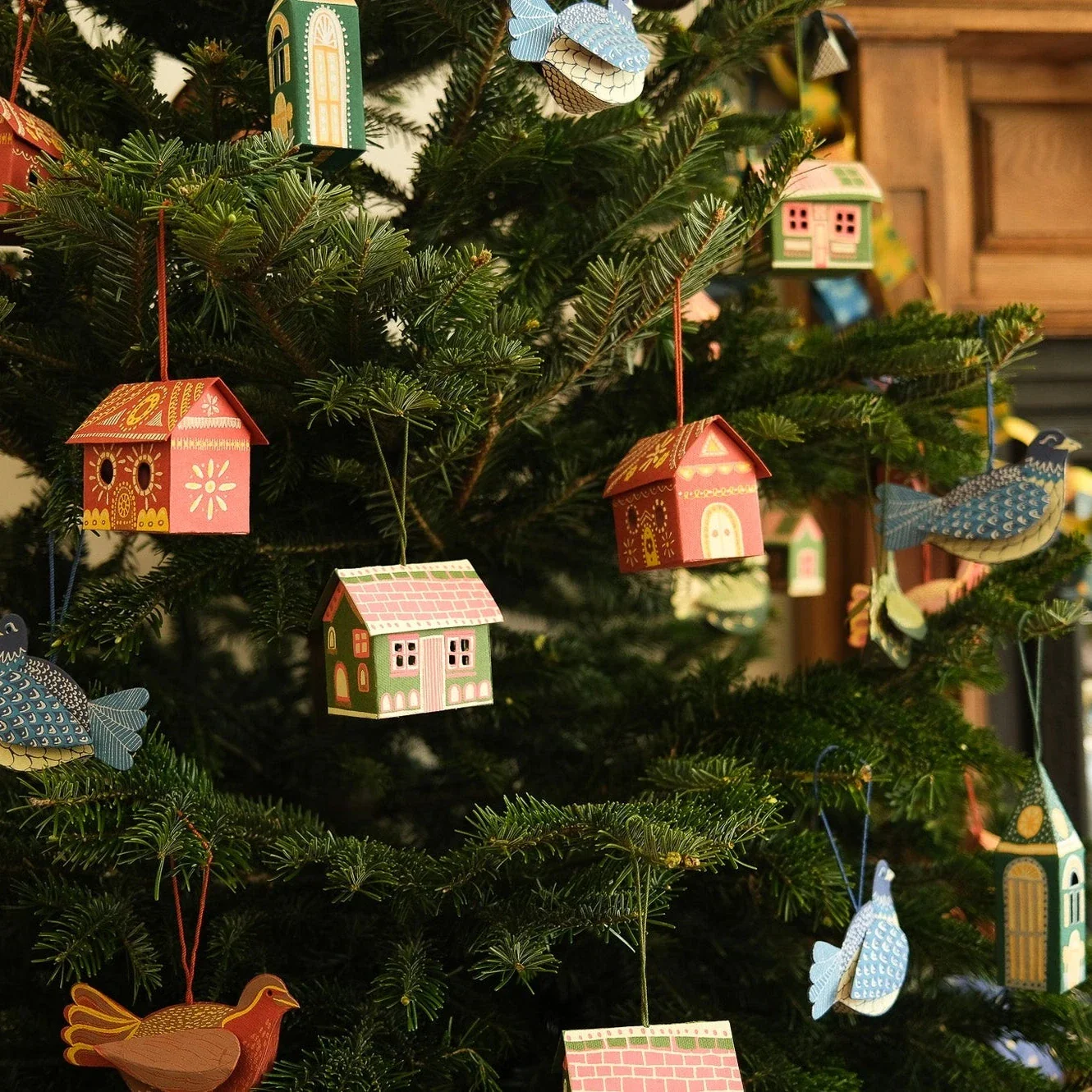 East End Press Gingerbread House Screen-Printed Decoration - Image 4