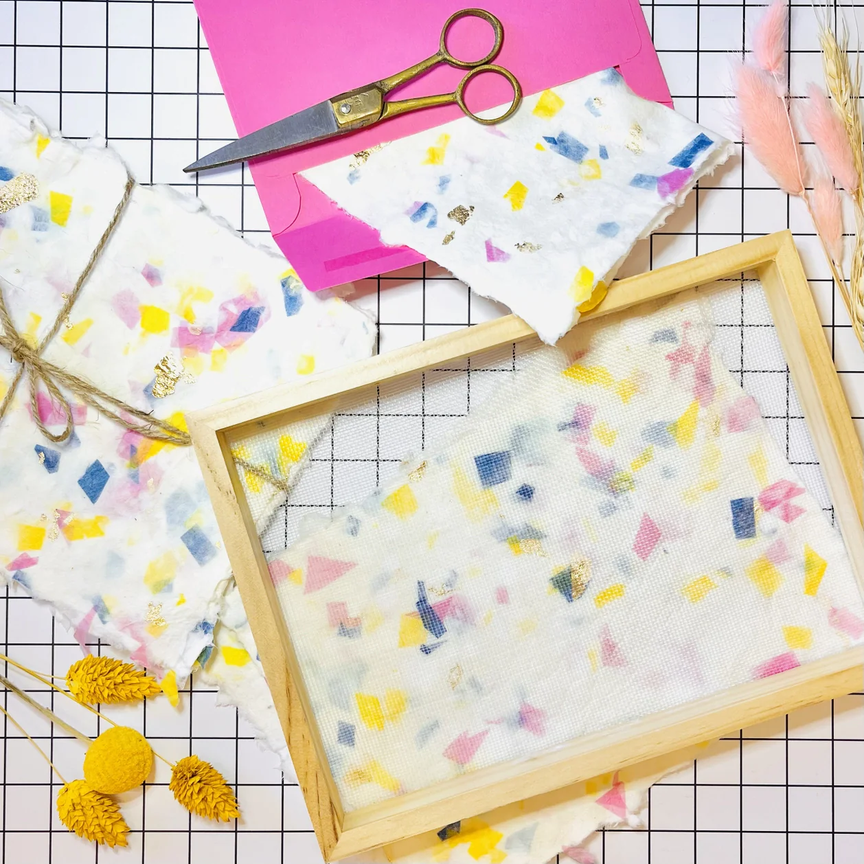 Edinburgh Craft Club Terrazzo Paper Making Kit - Image 2