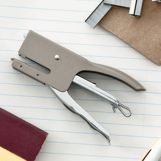Hightide Penco Plier Stapler Ivory - Image 2