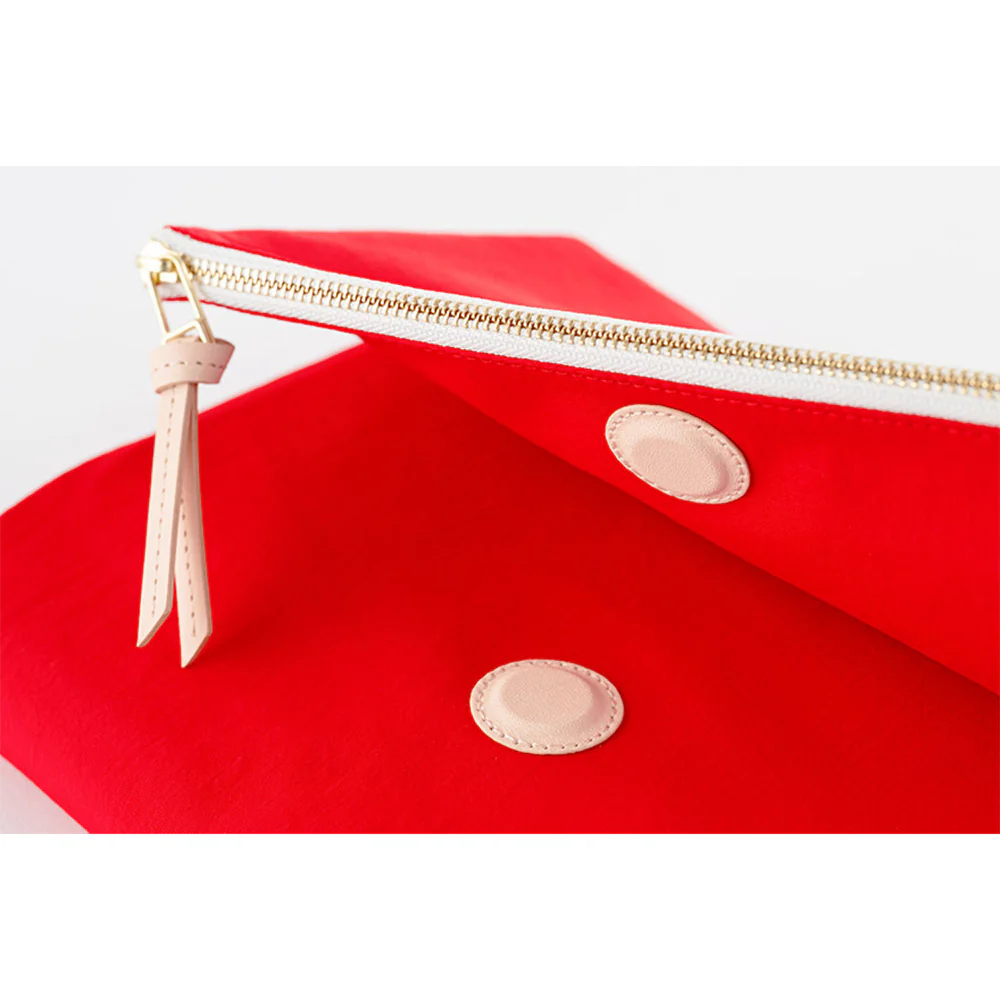 Hobonichi A5 Cousin Cover - Tragen - Red - Image 5