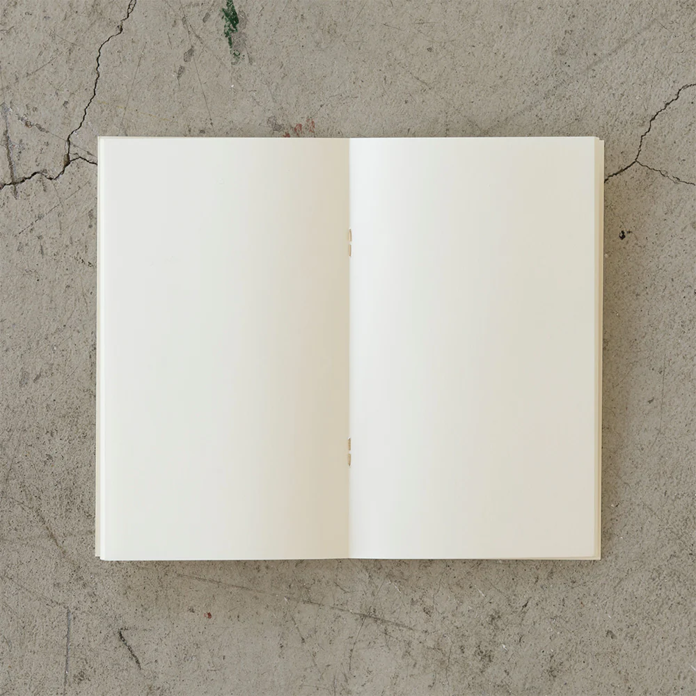 Midori MD Paper B6 Slim Blank Notebook Light - Pack of 3 - Image 7