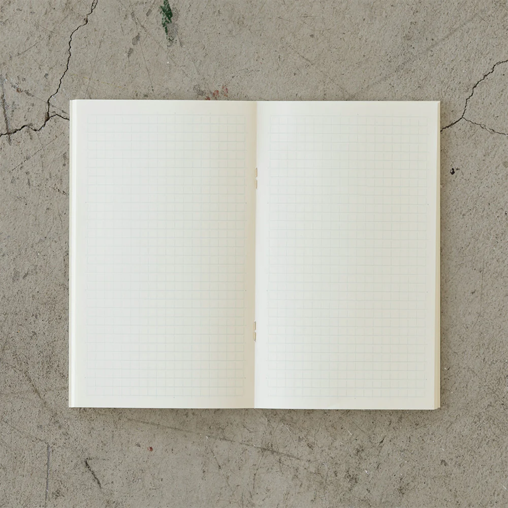 Midori MD Paper B6 Slim Grid Notebook Light - Pack of 3 - Image 7