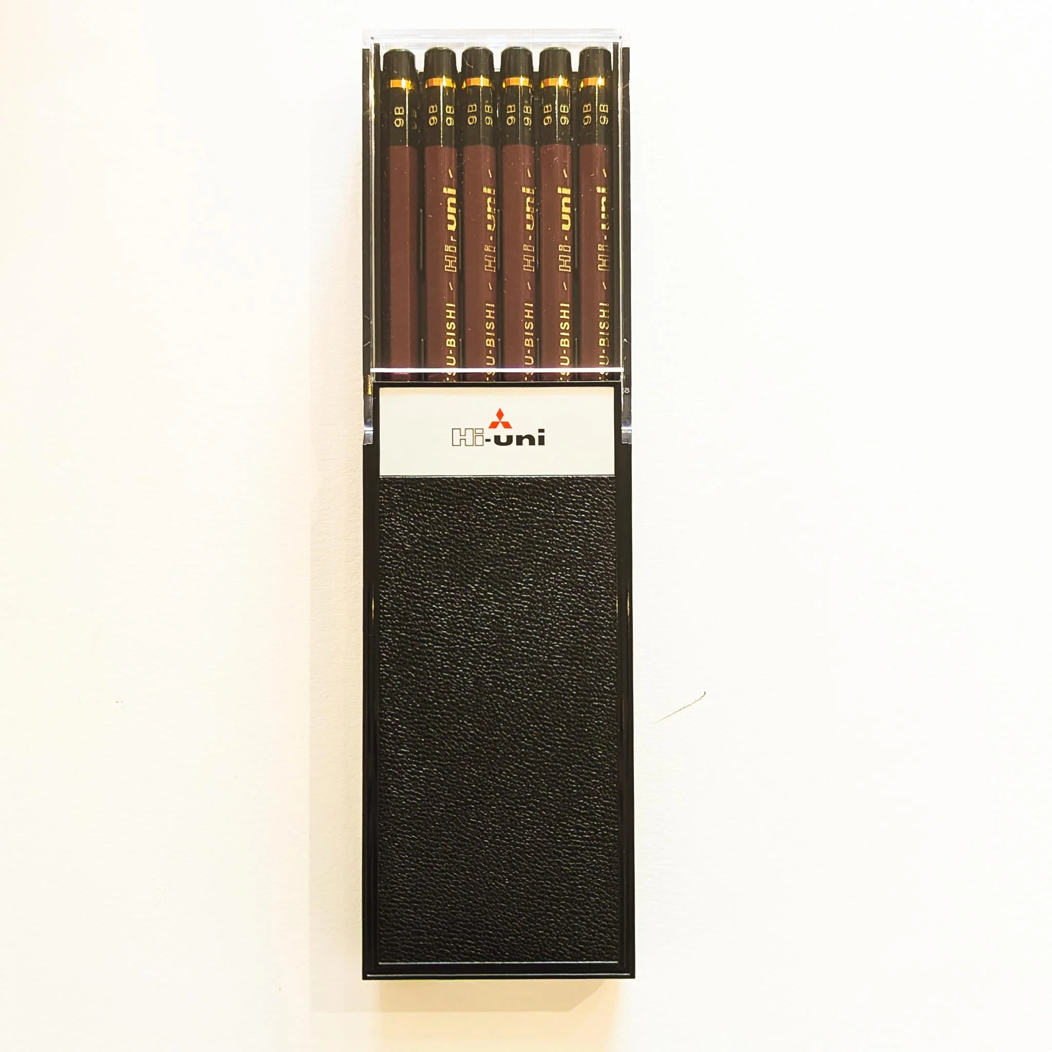 Mitsubishi Hi-uni Set of 12 Pencils - Image 18