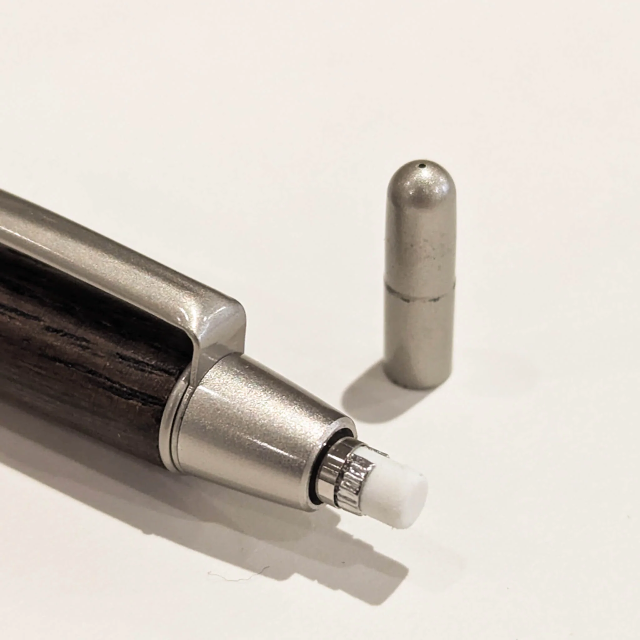 Mitsubishi Uni Pure Malt 0.5mm Mechanical Pencil - Image 2