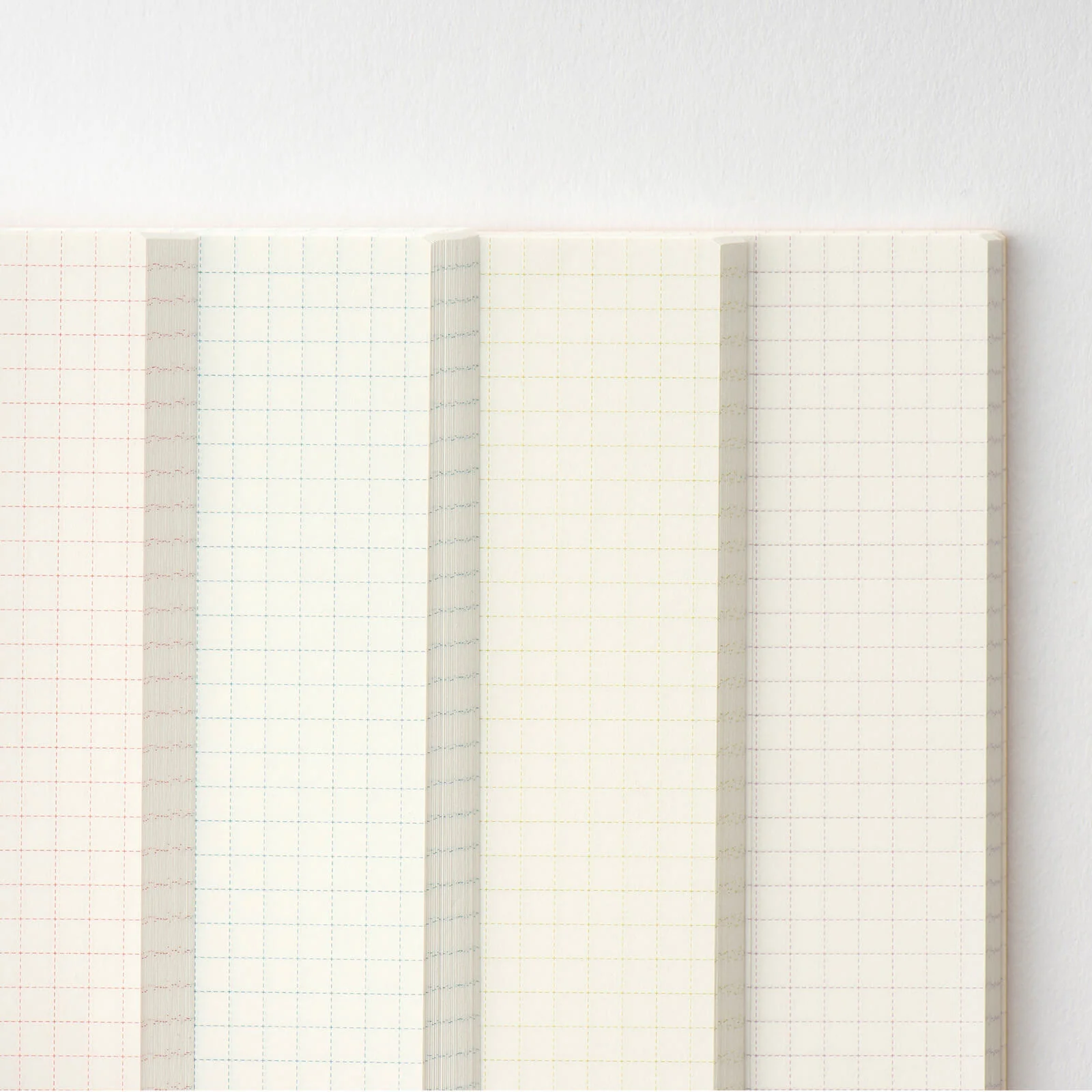 Naoki Ishikawa: Hobonichi Graph Notebook (A6) - Denali in the Midnight Sun - Image 4
