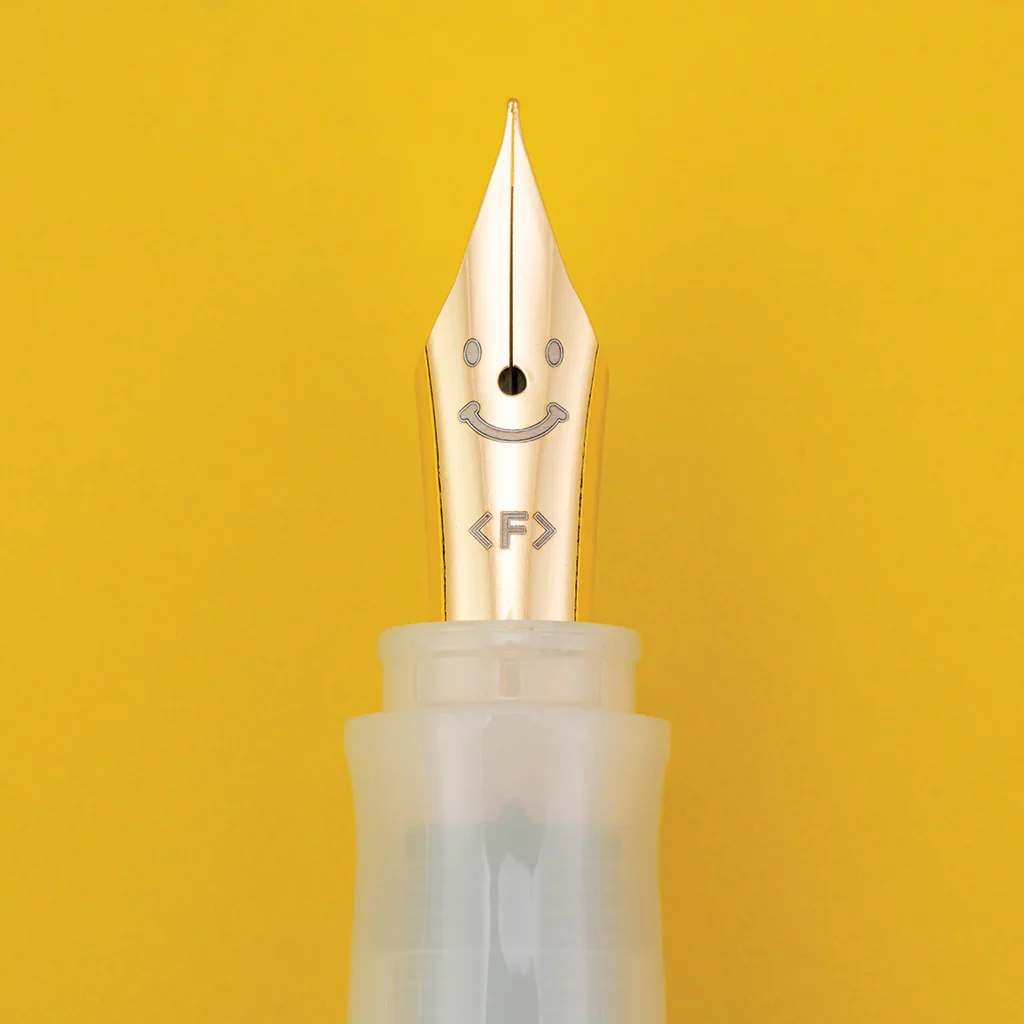 Pilot Kakuno Madoromi Colour Series Fountain Pen - Nimbus Grey - Image 6