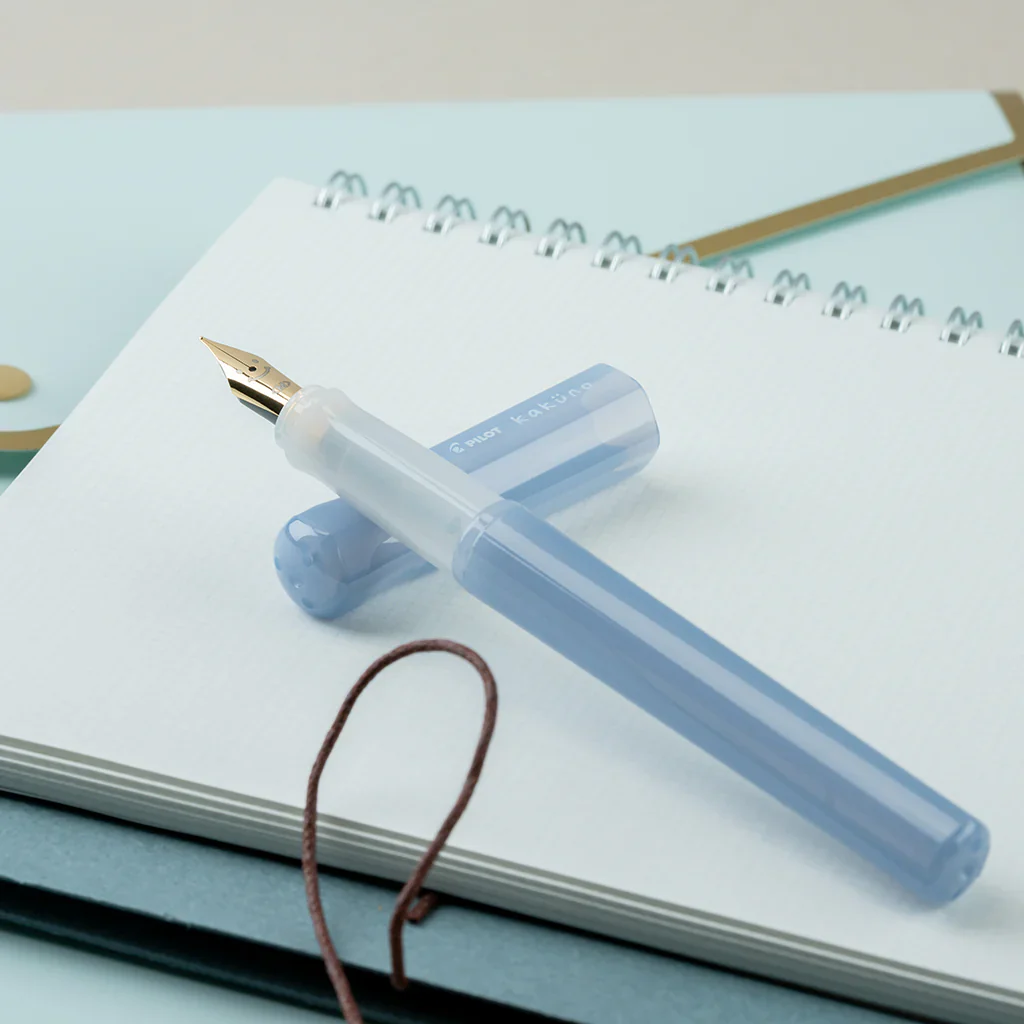 Pilot Kakuno Madoromi Colour Series Fountain Pen - Periwinkle - Image 2