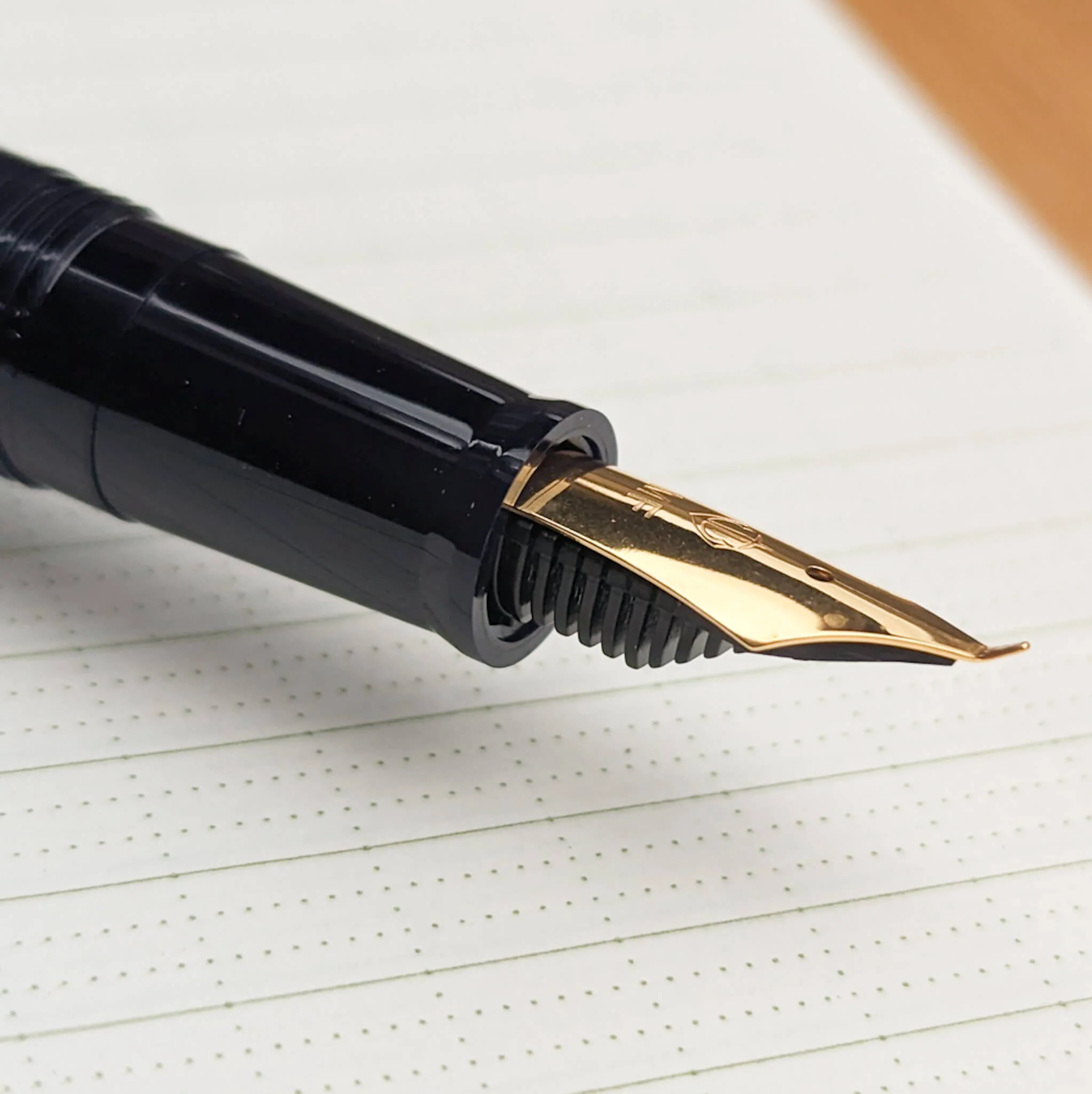 Sailor Fude De Mannen 40 degrees nib Navy Blue Fountain Pen - Image 3