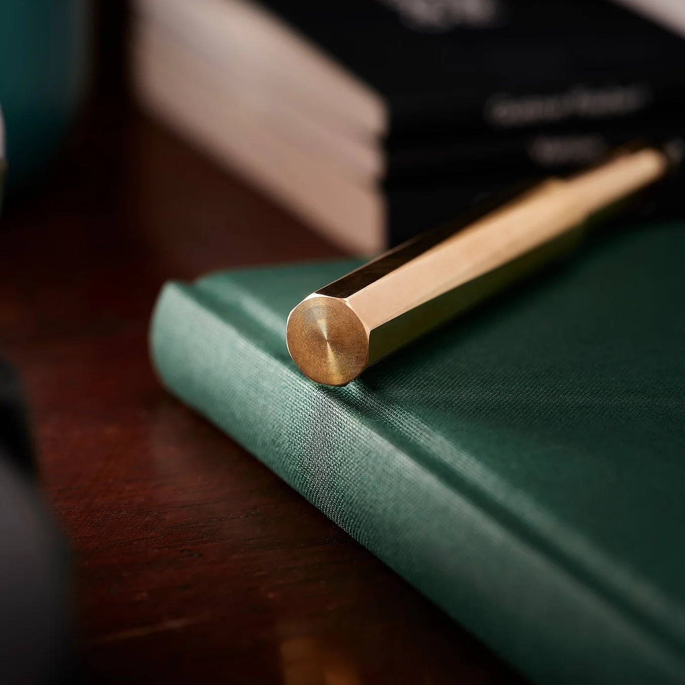 Tom's Studio The Brass Wren Refillable Writing Pen - Image 7