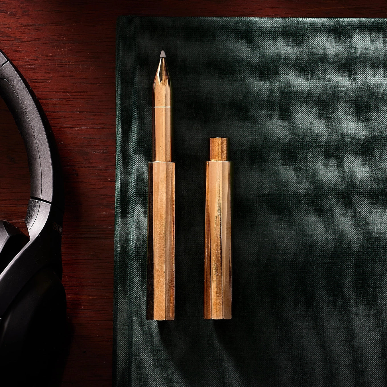 Tom's Studio The Brass Wren Refillable Writing Pen - Image 8
