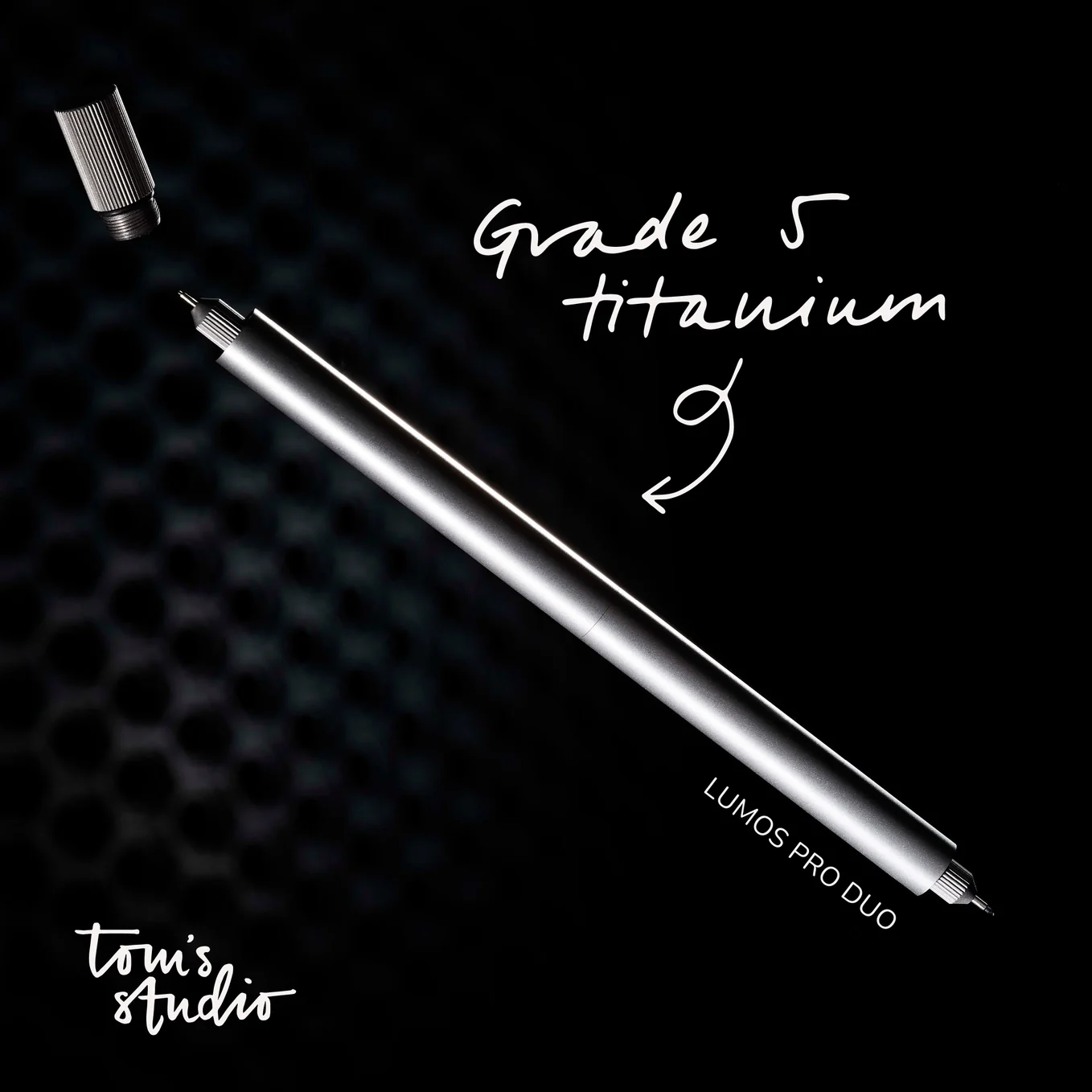 Tom's Studio The Lumos Pro Duo Refillable Multi-Tip Pen Titanium - Image 2
