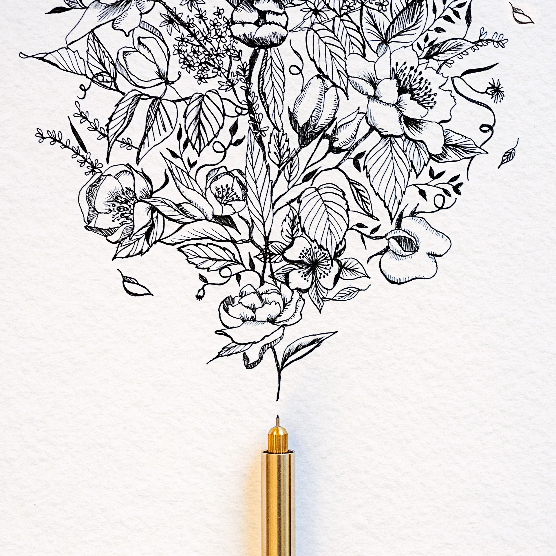 Tom's Studio The Lumos Pro Single Refillable Multi-Tip Pen Brass - Image 2