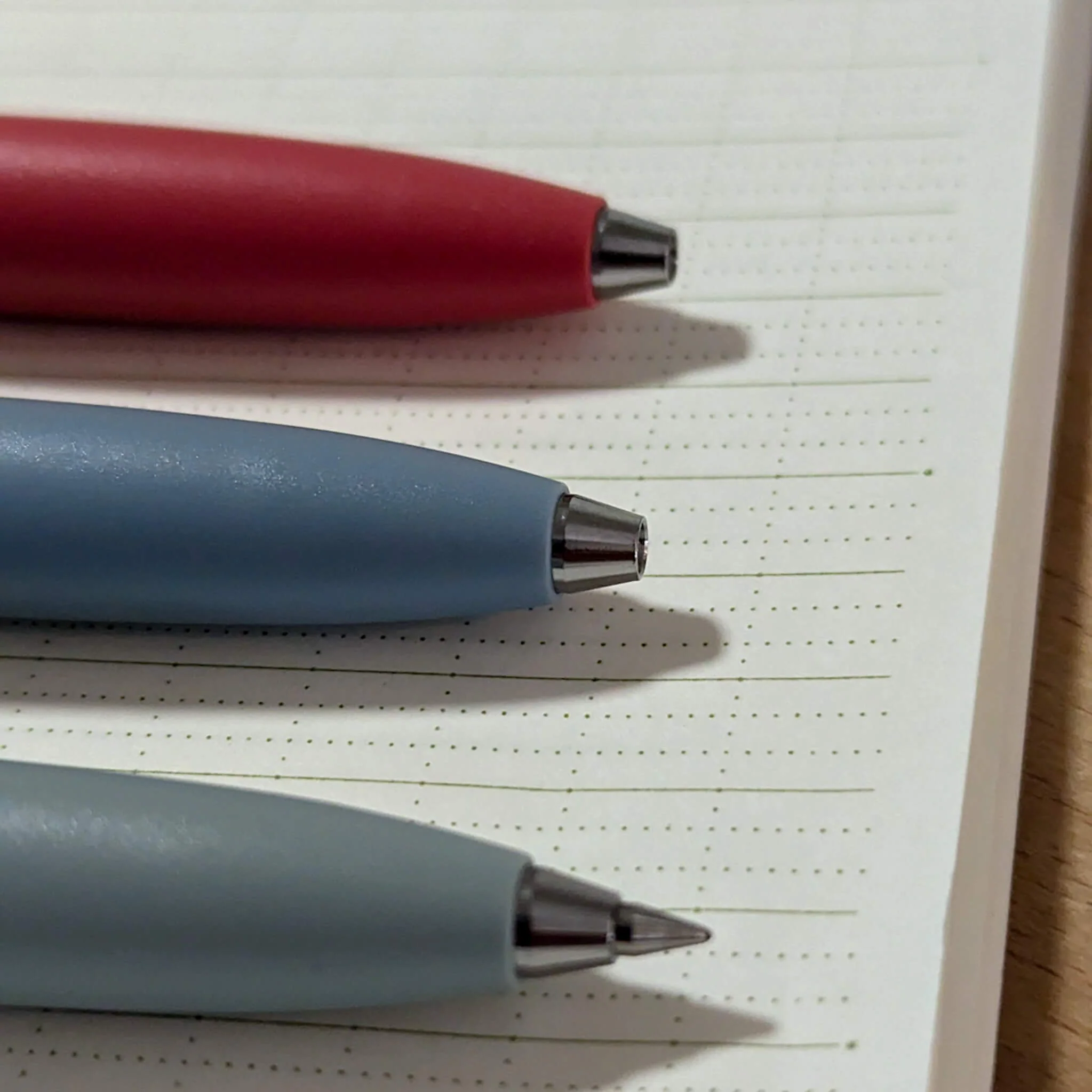Uniball One F 0.5mm Gel Pen Faded Colours - Image 3