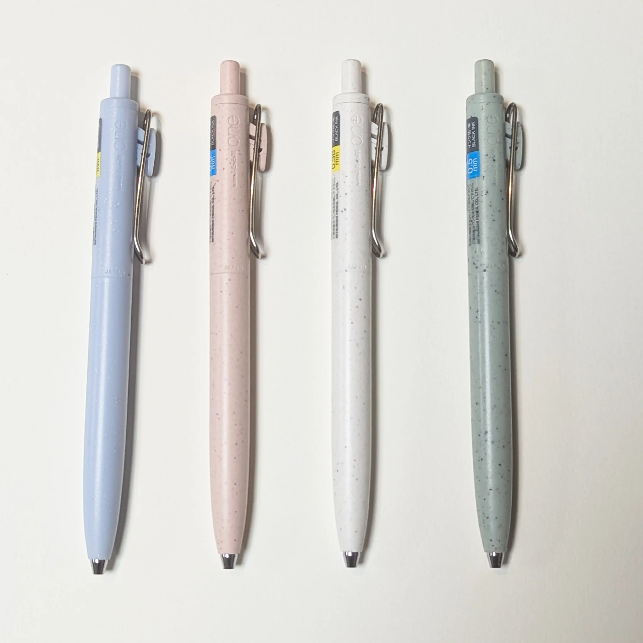 Uniball One F Gel Pen Earth Texture Colours