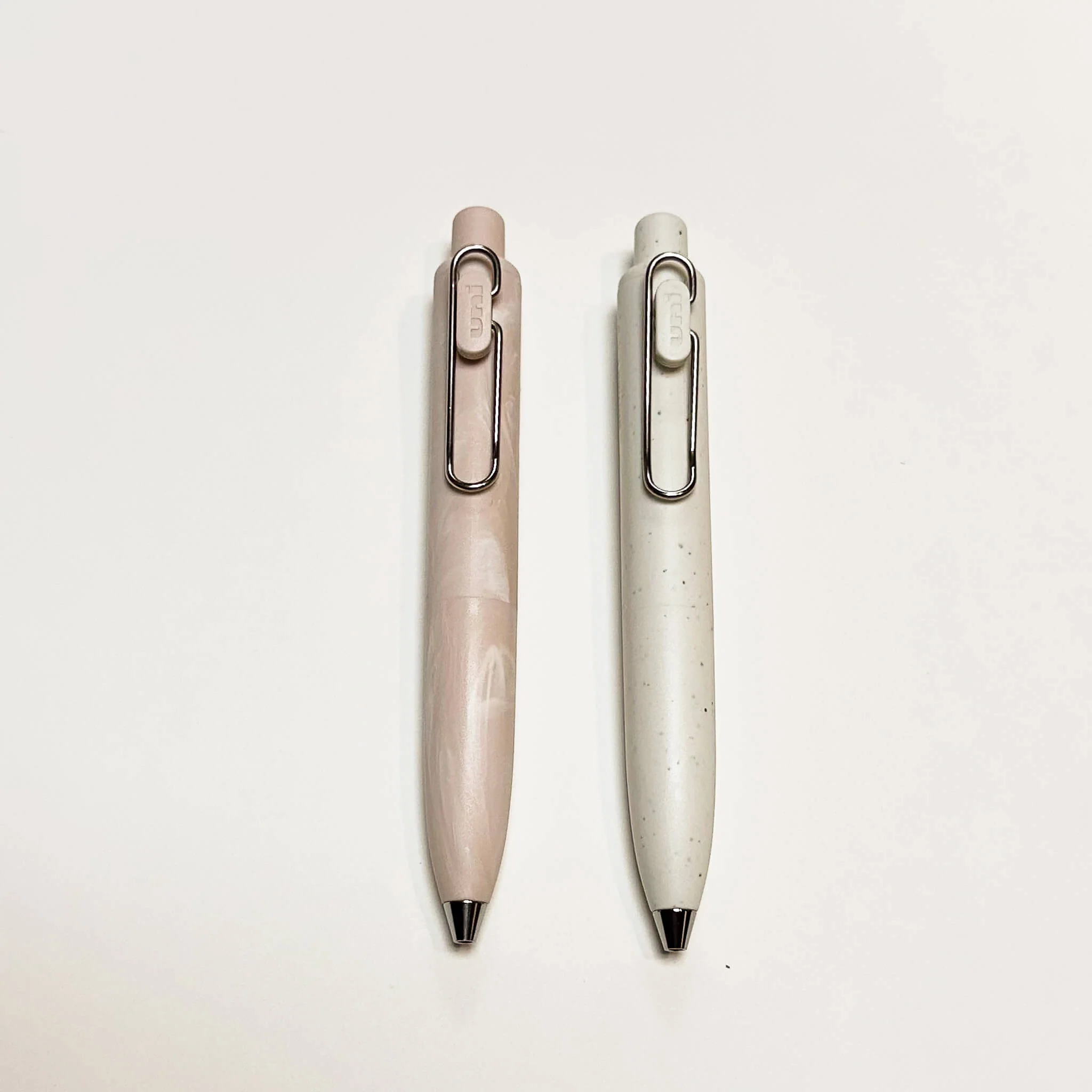 Uniball One P 0.50 mm Gel Ballpoint Pen Bathbomb